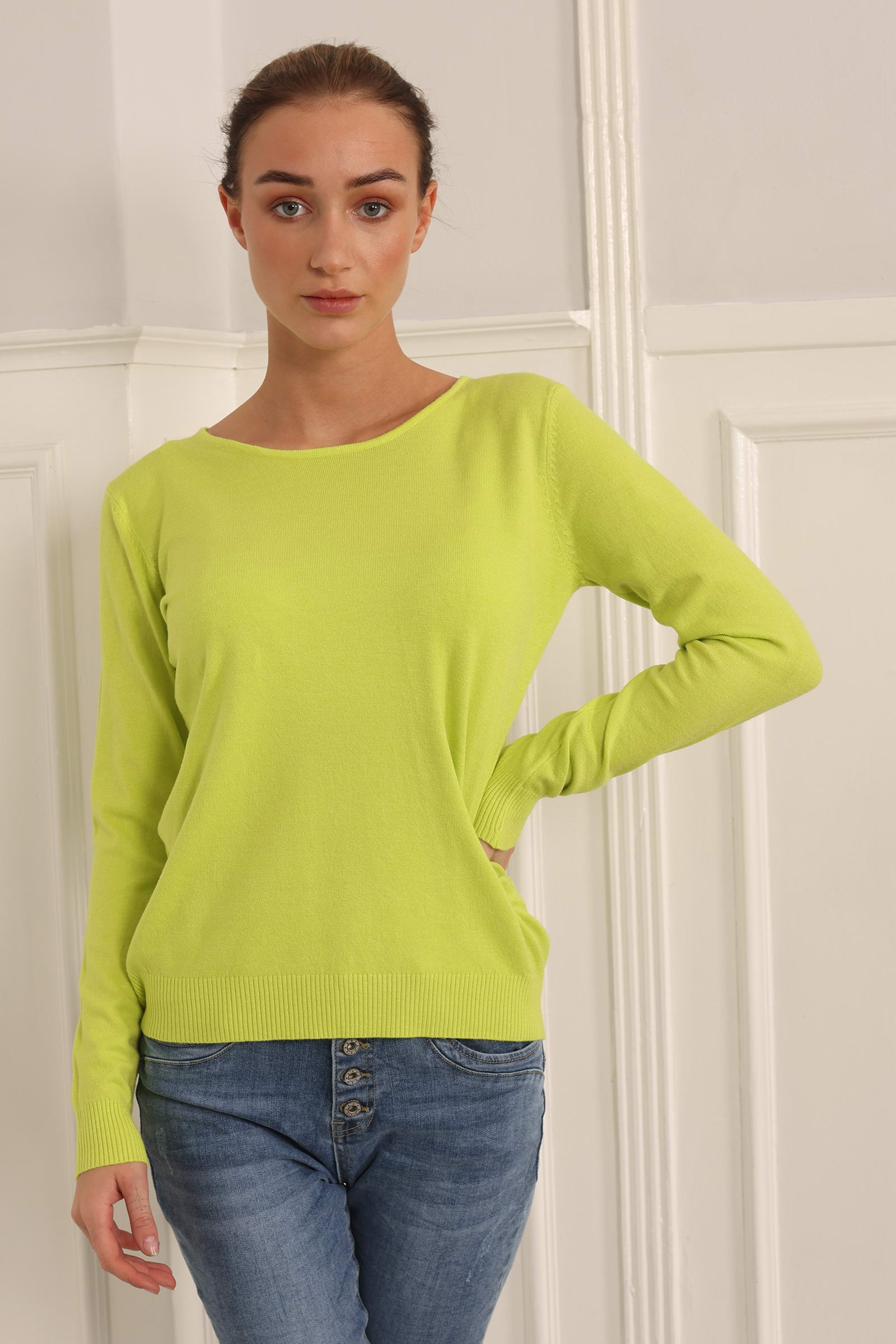 Round neck Blouse Style 1253/light green