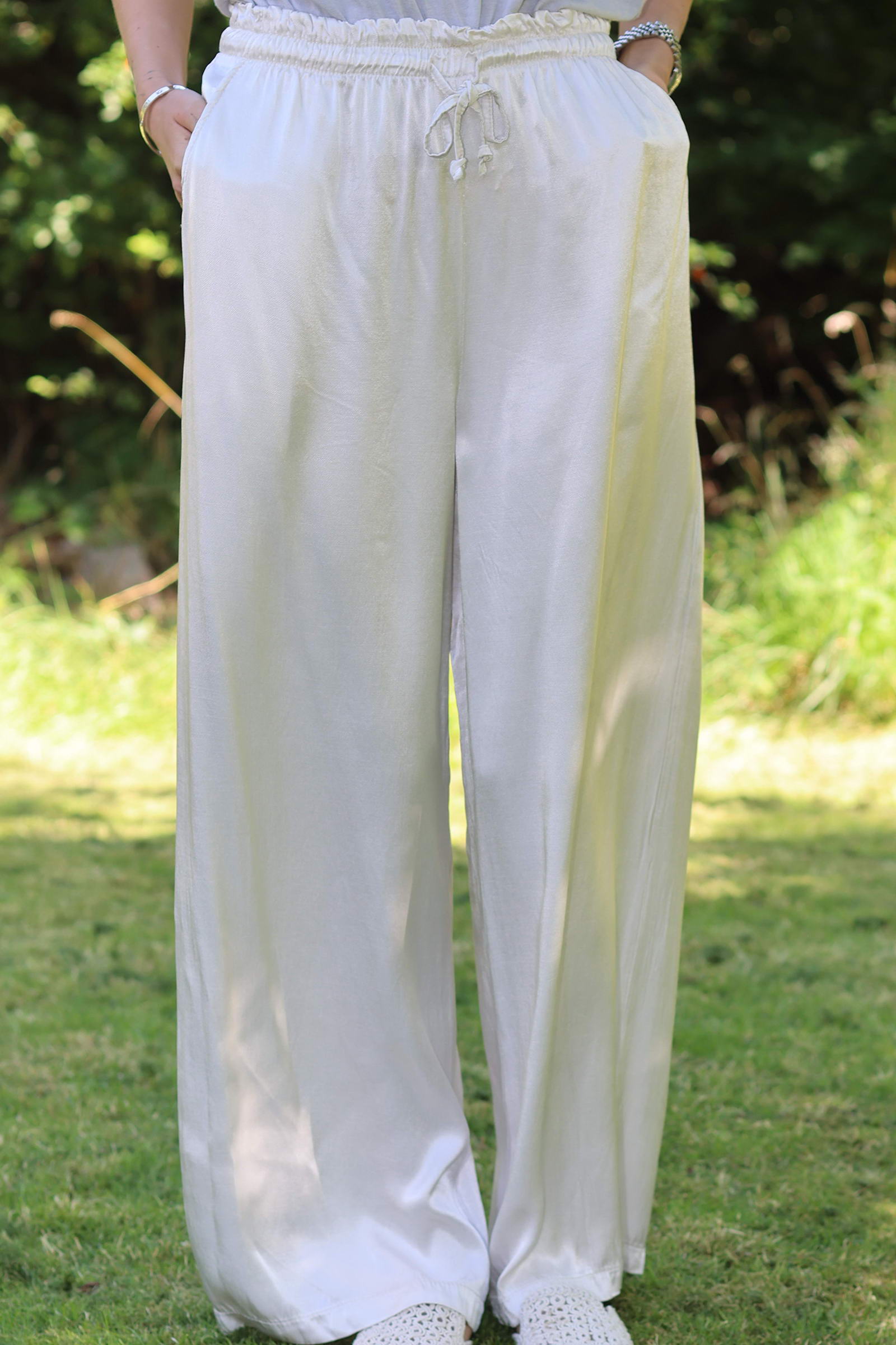 Elegant Wide-Leg Pants - Style 5720 (Pearl)